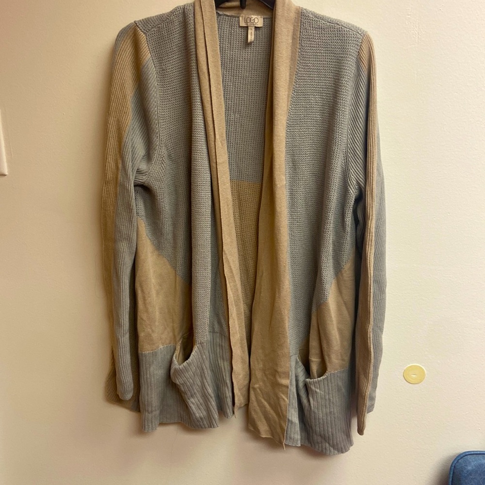 LOGO Lori Goldstein Sz L Open Shawl Collar Cardigan Sweater Beige Gray